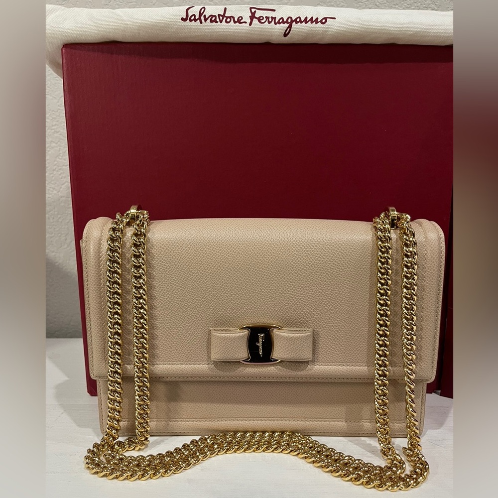 Salvatore Ferragamo Cream Crossbody Bag with Gold Chain - Picture 1 of 5